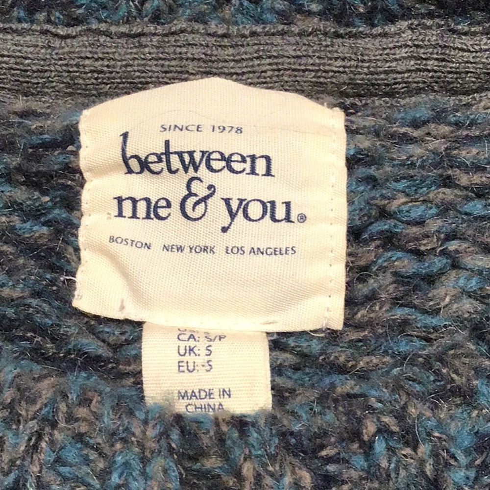 BETWEEN ME & YOU WOOL SWEATER - Picture 8 of 10